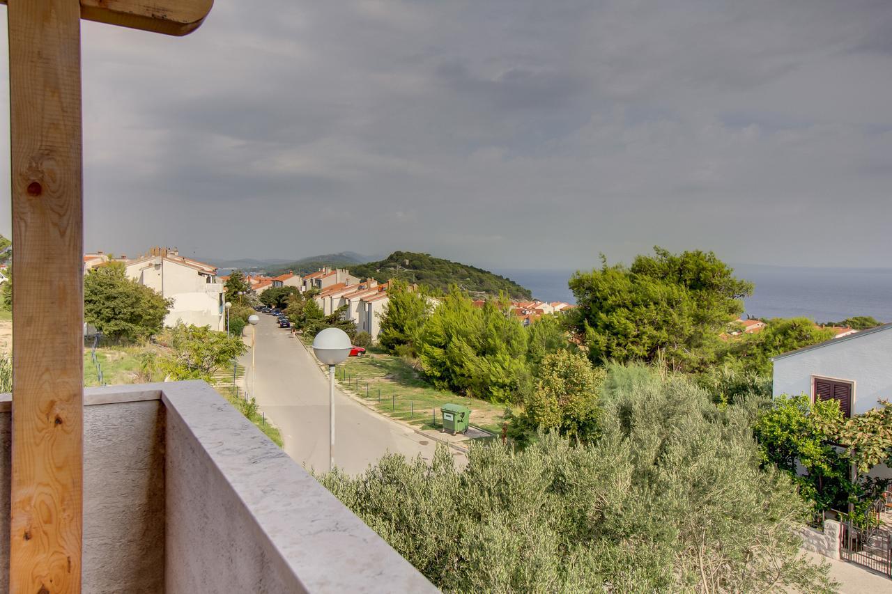 Apartments Vanda Mali Losinj Exterior photo